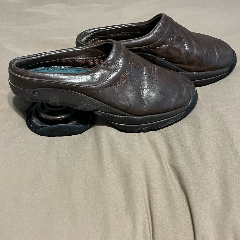 Z-Coil Men's Dark Brown Leather Slip-Ons